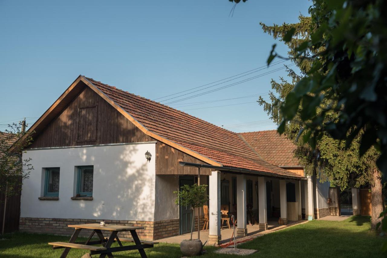 Vankos Vendeghaz Mindszent Exterior foto